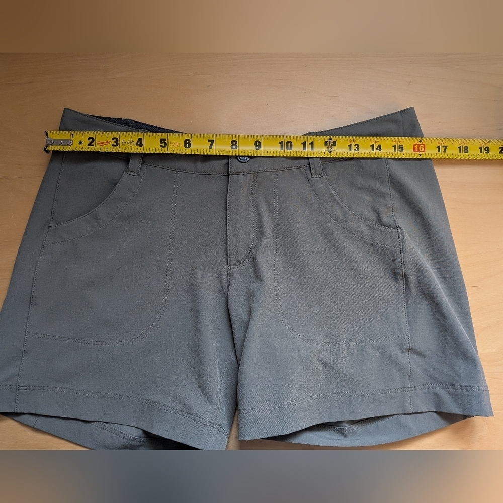 PATAGONIA Outdoor Women Kaki Short Size 6 Activewear - Picture 8 of 10